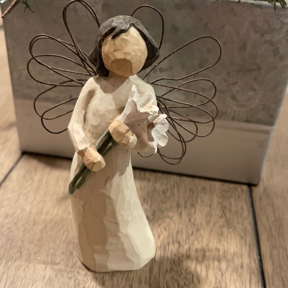 Willow Tree Angel of Beauty.